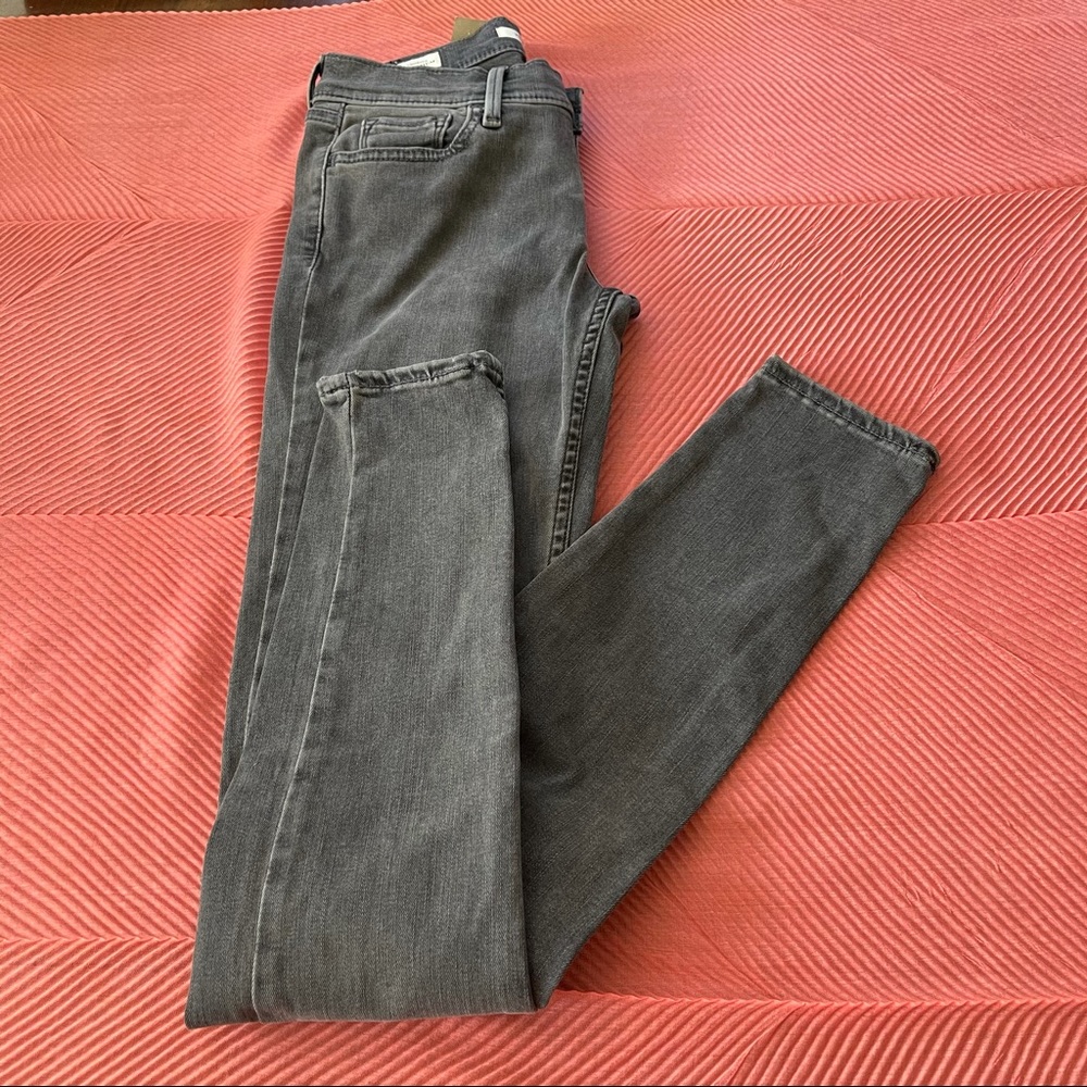 LEVI’S JEANS - Picture 6 of 7